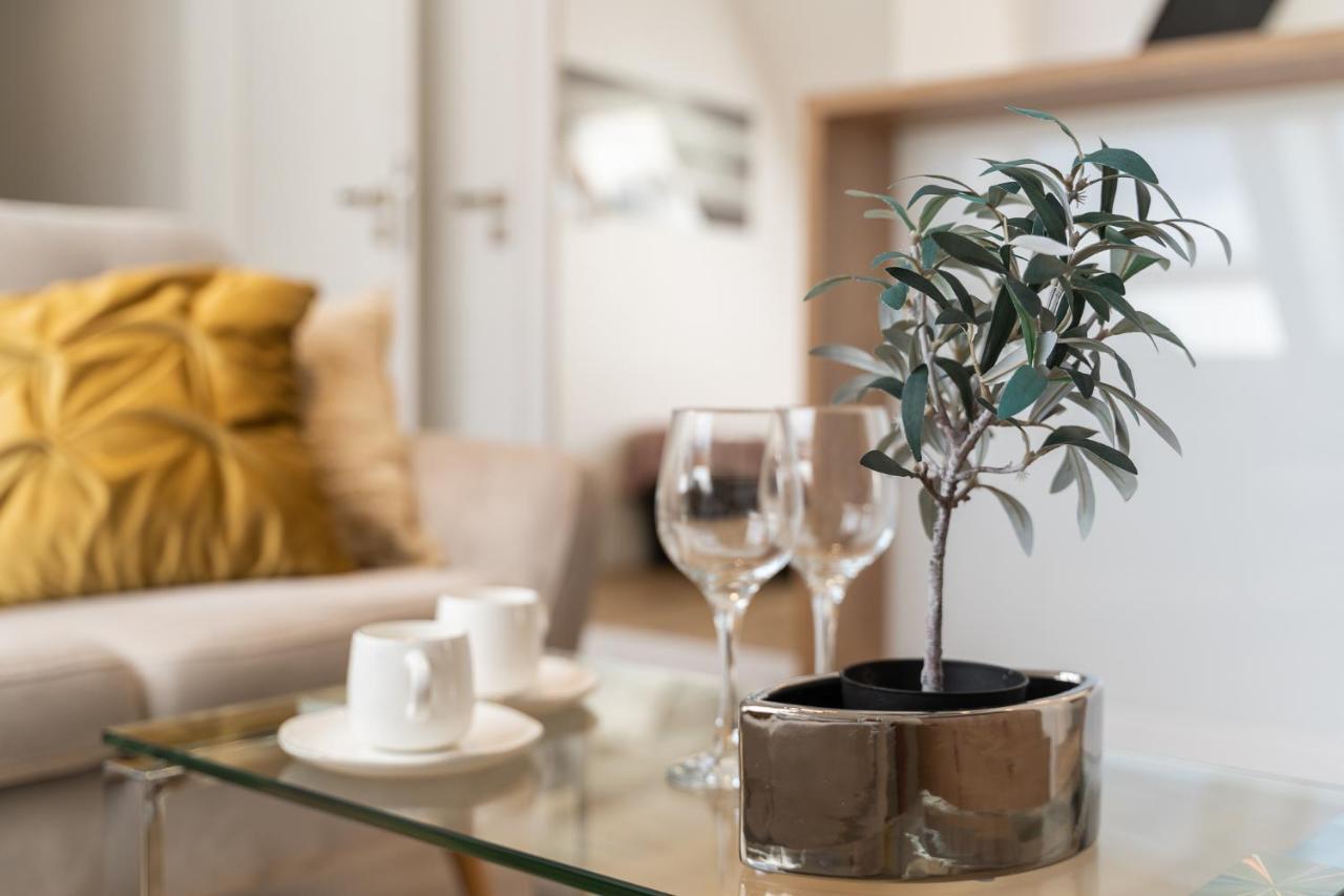 Apartament 5000 Rynek Sienny Stare Miasto Bulwary Apartamenty No 1 Szczecin Bagian luar foto